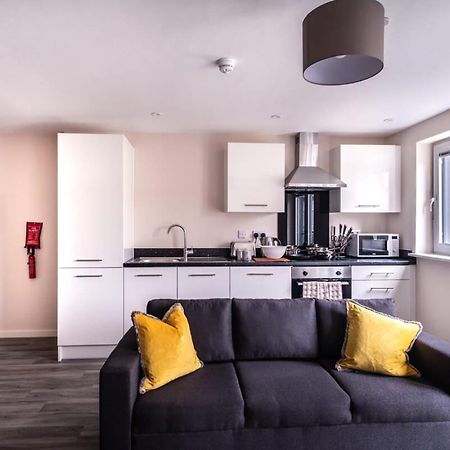 Modern & Spacious 2 Bed Apartment In Manchester Bagian luar foto