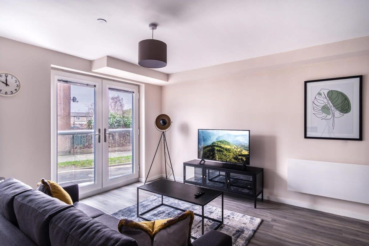 Modern & Spacious 2 Bed Apartment In Manchester Bagian luar foto